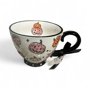 NWT Halloween Pumpkin Mug with Black Handle